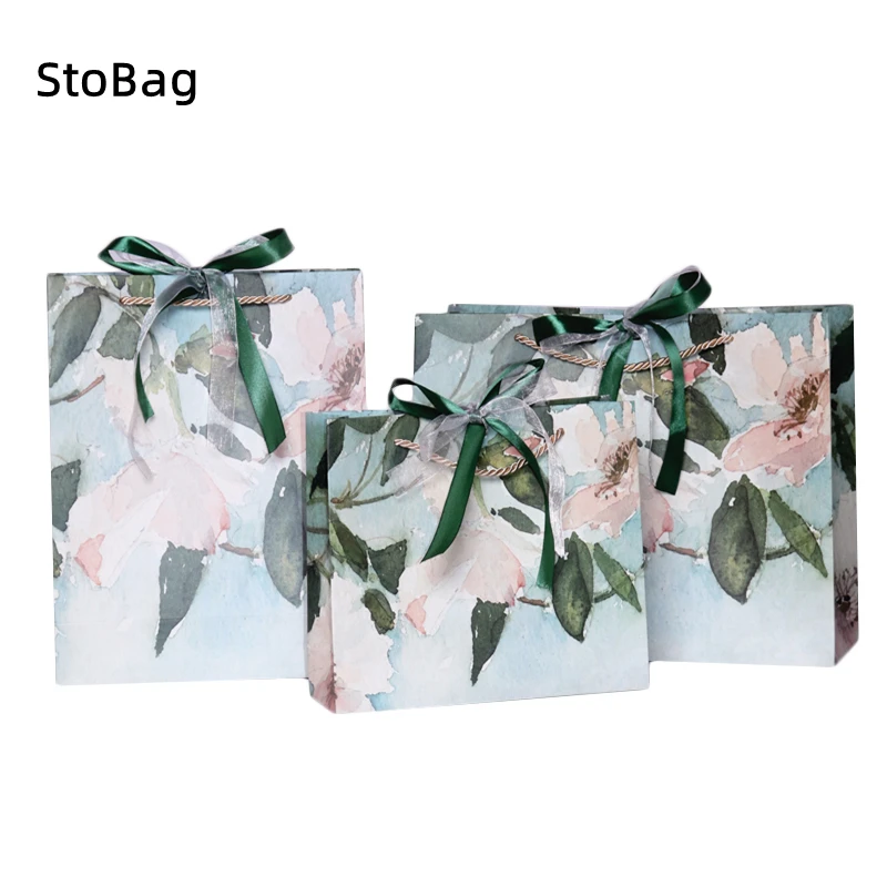 كيس ورقي محمول من الستوباج ، كيس خبز ، كيس هدايا من قطعة واحدة لتعبئة وتغليف الهدايا للعام الجديد بمقبض رسم زيتي بشريط ، زهرة 5 * #1