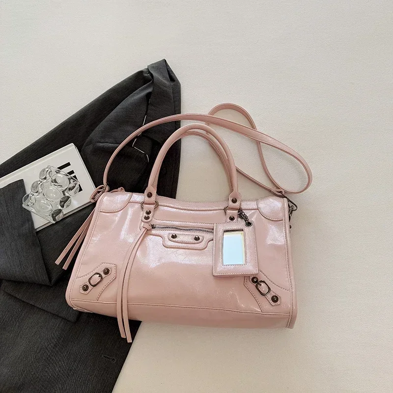 Luxe hoogwaardige minimalistische vintage crossbodytas met letterlogo voor dames Casual commuter Modieus en elegant leer