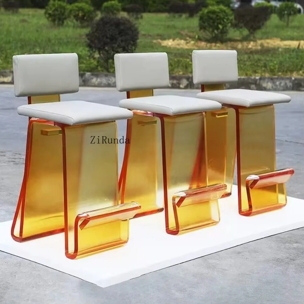 Kursi bar akrilik transparan modern dengan jok kulit
