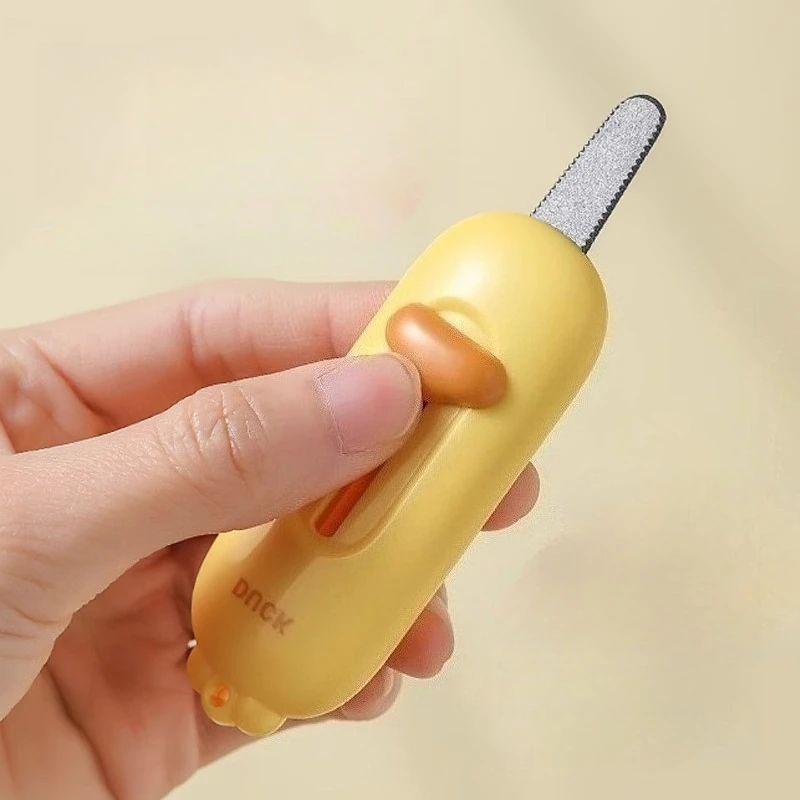 

Strong Magnetic Anti-Slip Box Cutter｜Mini Portable Serrated Opener｜Sharp Utility Knife for Packages｜Safe & Effortless Cutting