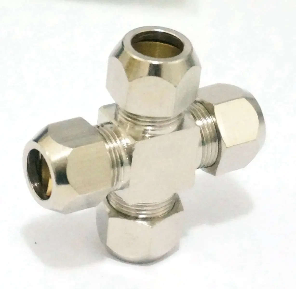 

Fit Tube O.D 6mm Cross 4 Ways Brass Sleeve Ferrule Pneumatic Air Compression Connector Adapter