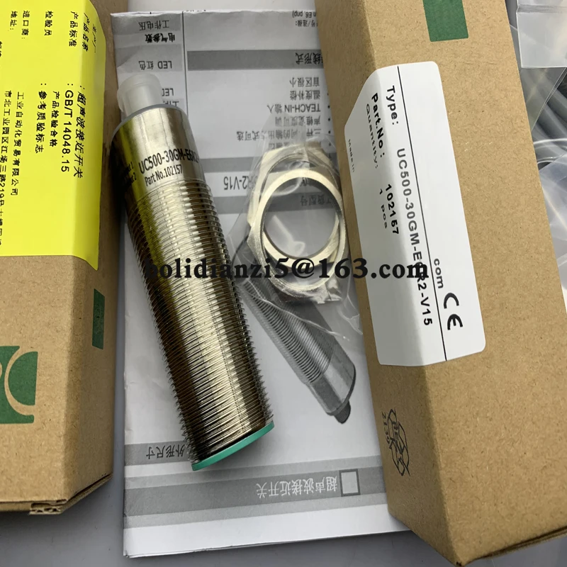 

New ultrasonic sensor UC300-30GM-IUR2-V15 UC300-30GM-IUR2-K-V15 In stock