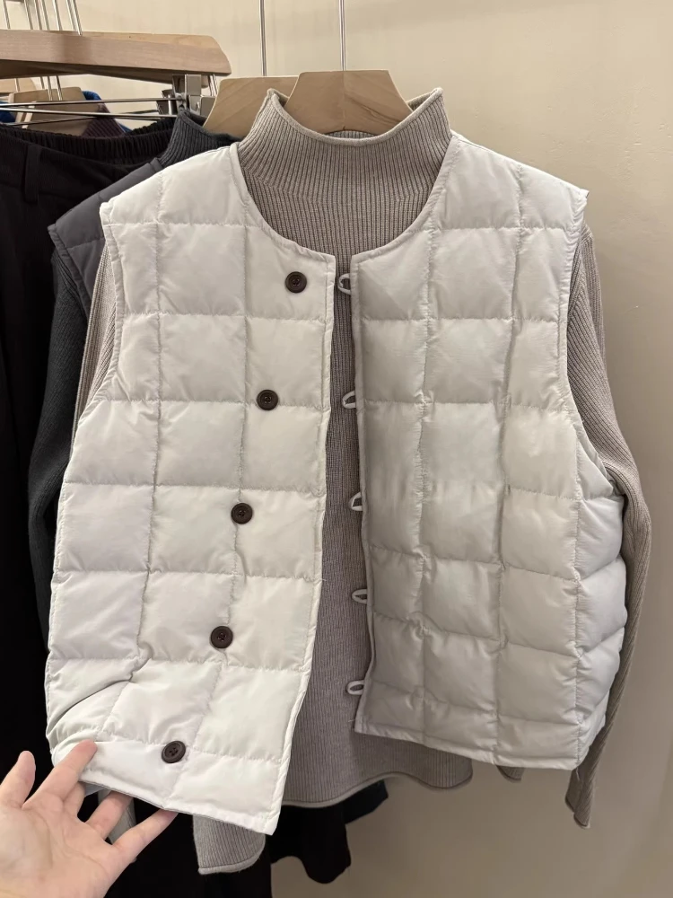 

Women's Winter Quilted Puffer Vest Simple Round Neck Square Pattern Sleeveless Jacket Warm Layered Tank Outerwear Top