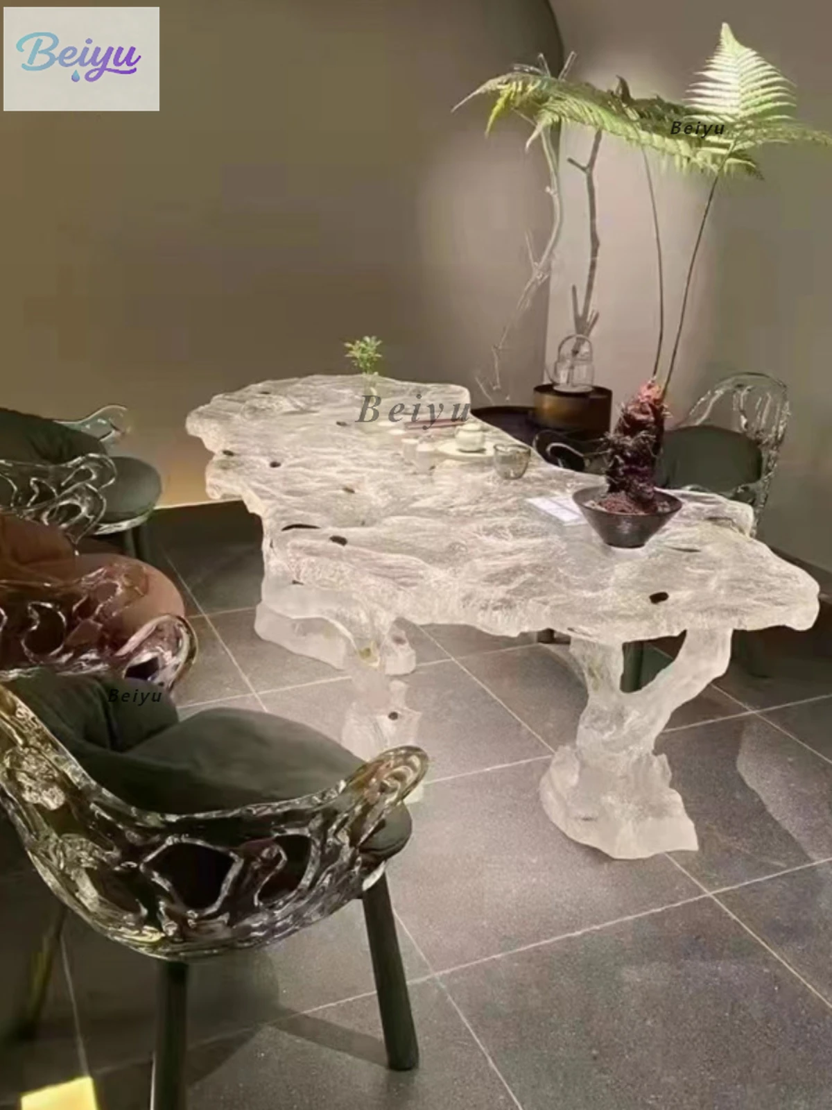 

Simple and modern special-shaped transparent resin tea table villa model room designer crystal tea table desk conference table