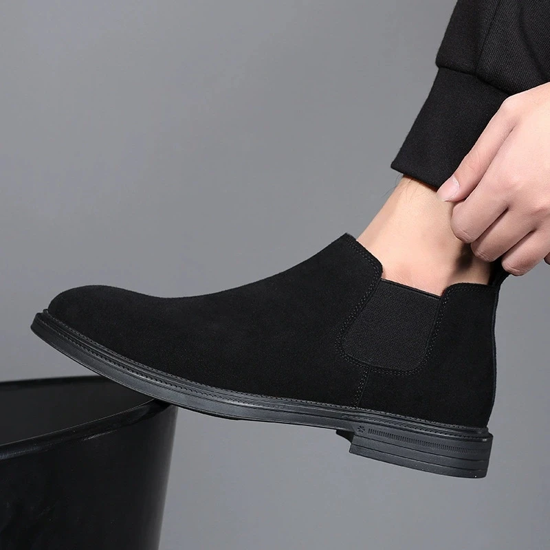 

Luxury Brand Men's Chelsea Boots New Outdoor Black Slip On Shoes Handmade Business Ankle Boots for Men Dress Boots