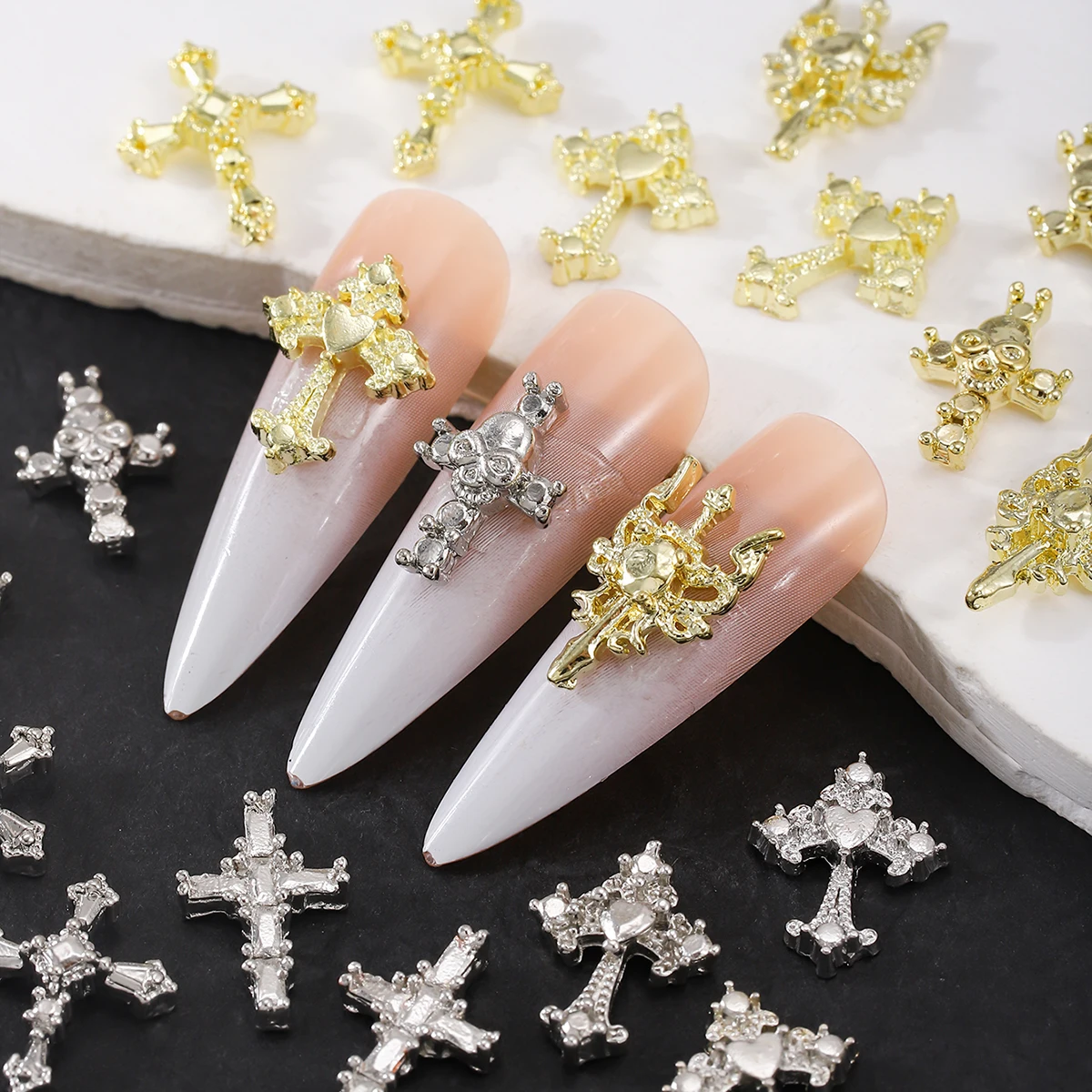 50pcs Retro punk style cross decorazione personalizzata per unghie, trapano per unghie con strass in lega, trapano in metallo flash per unghie y2k