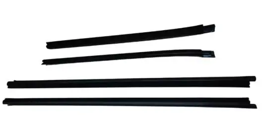 1 Set Outside Door Windows Rubber Shell for Isuzu MU-X 2014-2019 Glass Protector Weatherstrip for Fluid MU-X 8-98322879-0