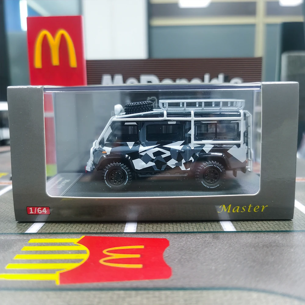 ماستر 1/64 لـ Defender Van Diecast Toys نماذج السيارات هدايا هواية مصغرة قابلة للجمع