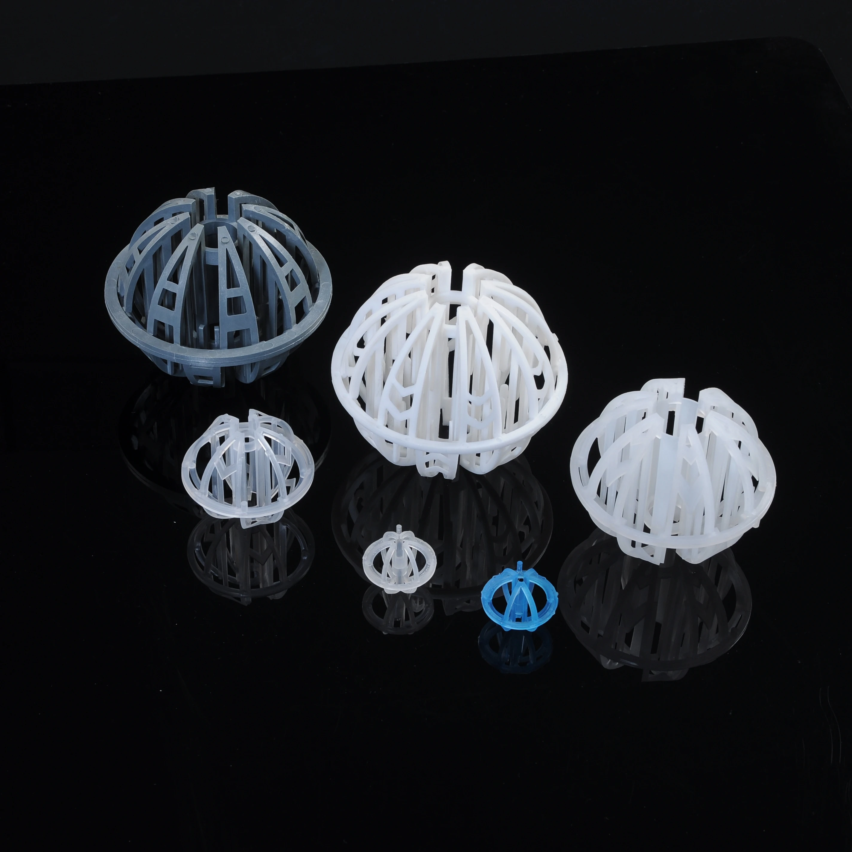 CPVC Tri-Pack Ball Random Tower Packing High Efficiency & Voidage Used For Environment Treatment Gas Destination