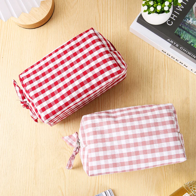 Cute Red & Pink Gingham Makeup Bag, Portable Puffy Cosmetic Bag, Travel Toiletry Organizer