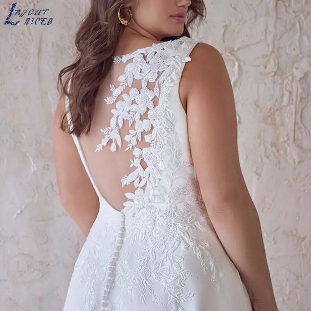 LAYOUT NICEB Spaghetti Straps Appliques Satin Wedding Gowns 2024 Deep V-Neck Backless Bridal Dresses Back Buttons suknia ślubna