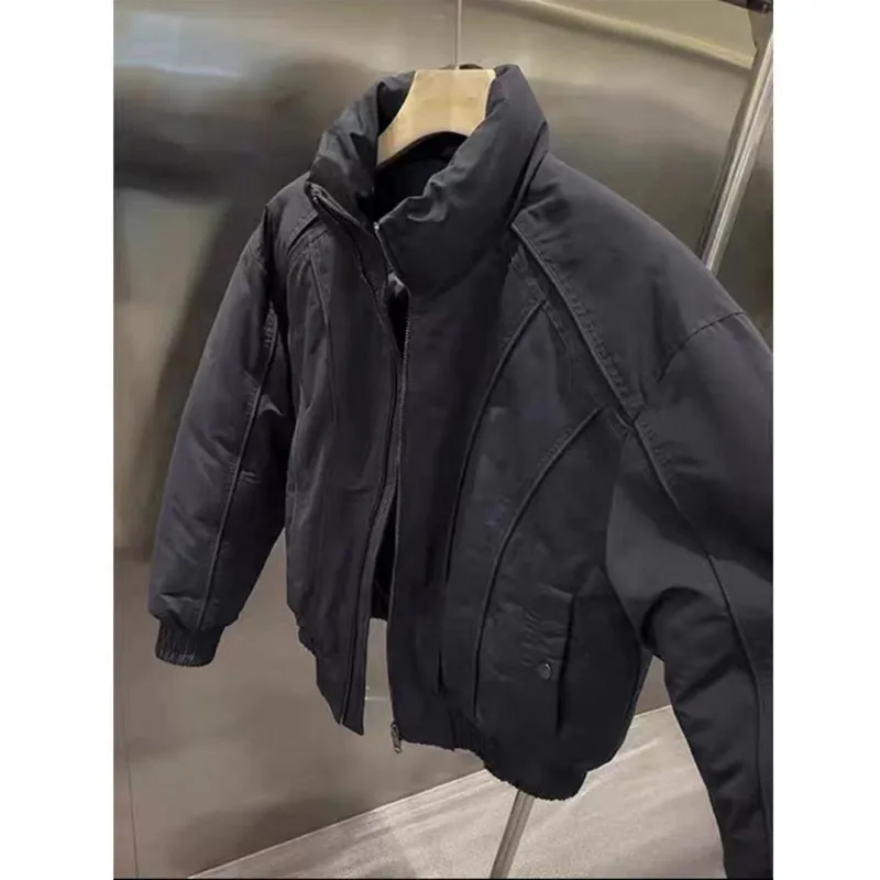 

Утепленная хлопковая куртка-бомбер для мужчин: зимнее пальто в американском уличном стиле, приталенный крой, молодежный повседневный модный образ