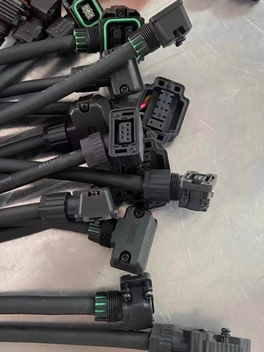 Meer dan 15 jaar exportervaring Hoge productiviteit Moerboutverstrakkingsmachine