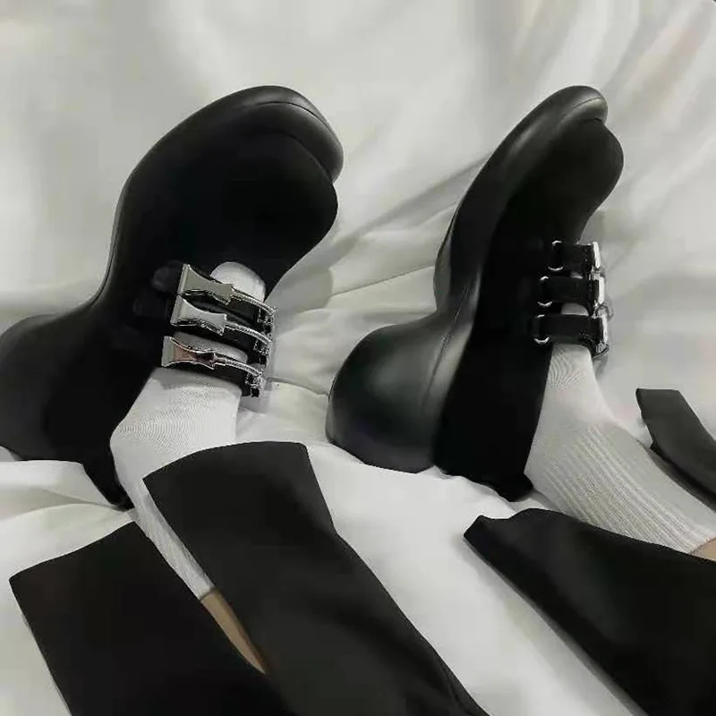 

2026 Mary Jane Single Shoes for Women Retro Black Platform Women's Shoes British Style Round Head Shallow Mouth Big Head Shoes