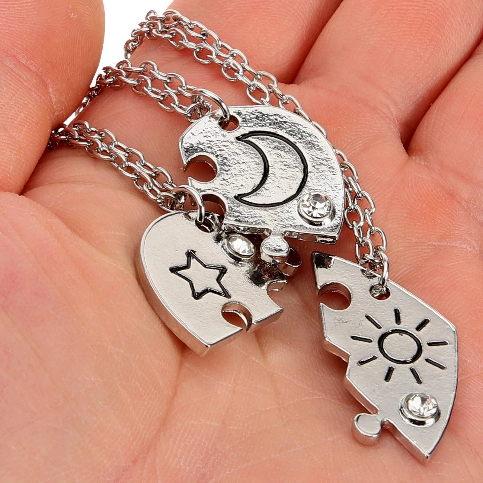 

3Pcs Friendship Necklace Matching Set Heart Sun Moon Star Pendant for Best Friends Women Girls Sisters Alloy Jewelry Gift