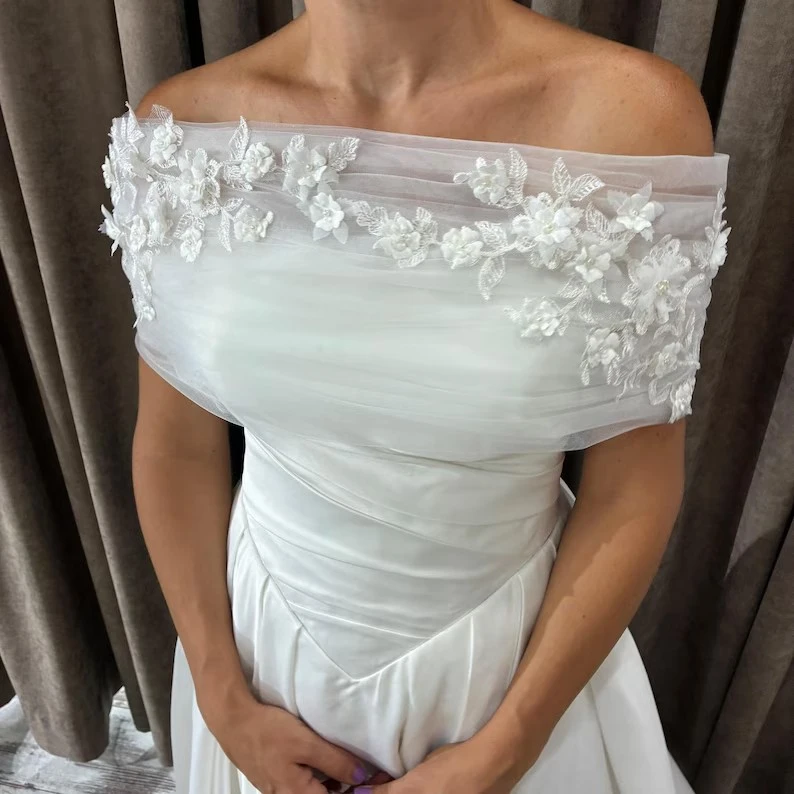 

Customized Tulle Wedding Capes Appliques Lace Floral Bride Shrug Bridal Women Formal Party Accessory Shawl Wrap Top Cover