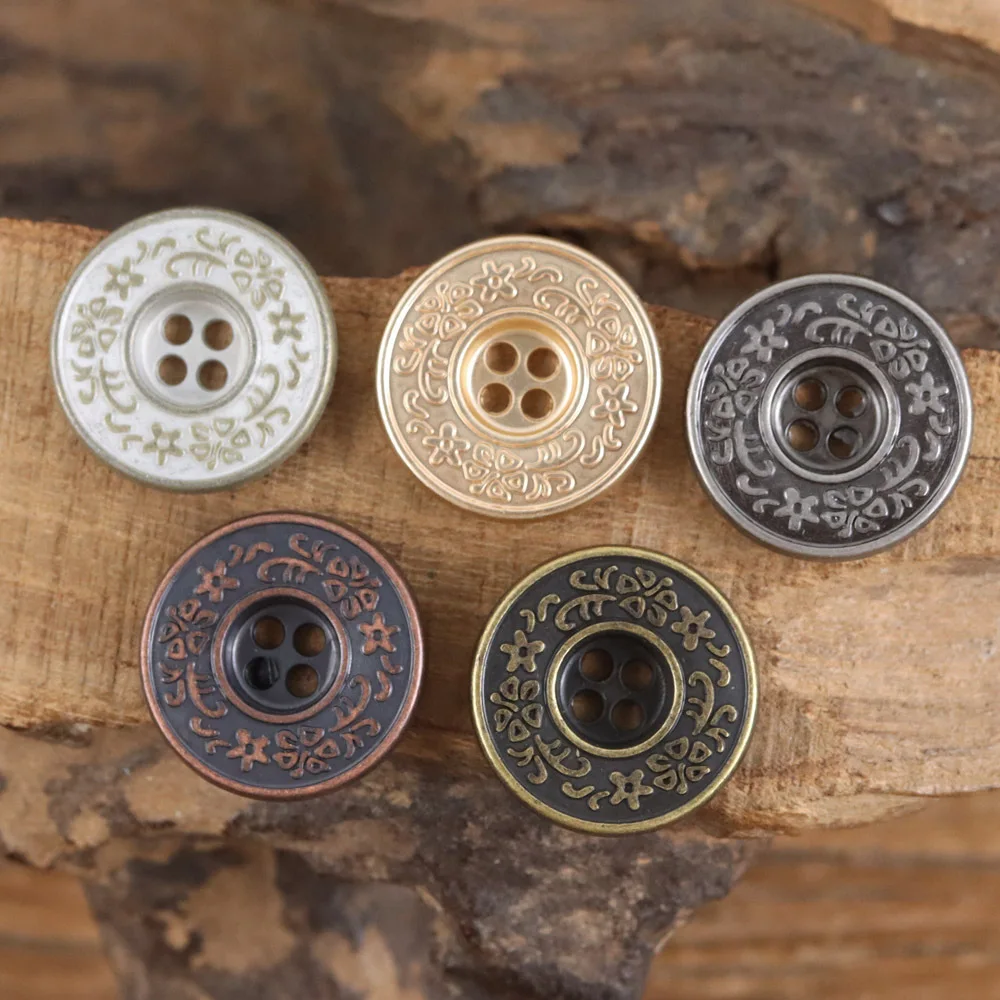 10Pcs/lot 19mm Retro Red Bronze Four Eyed Flower Spike Button Jeans Jacket Shirt Workwear Suit Antique Silver Button N852