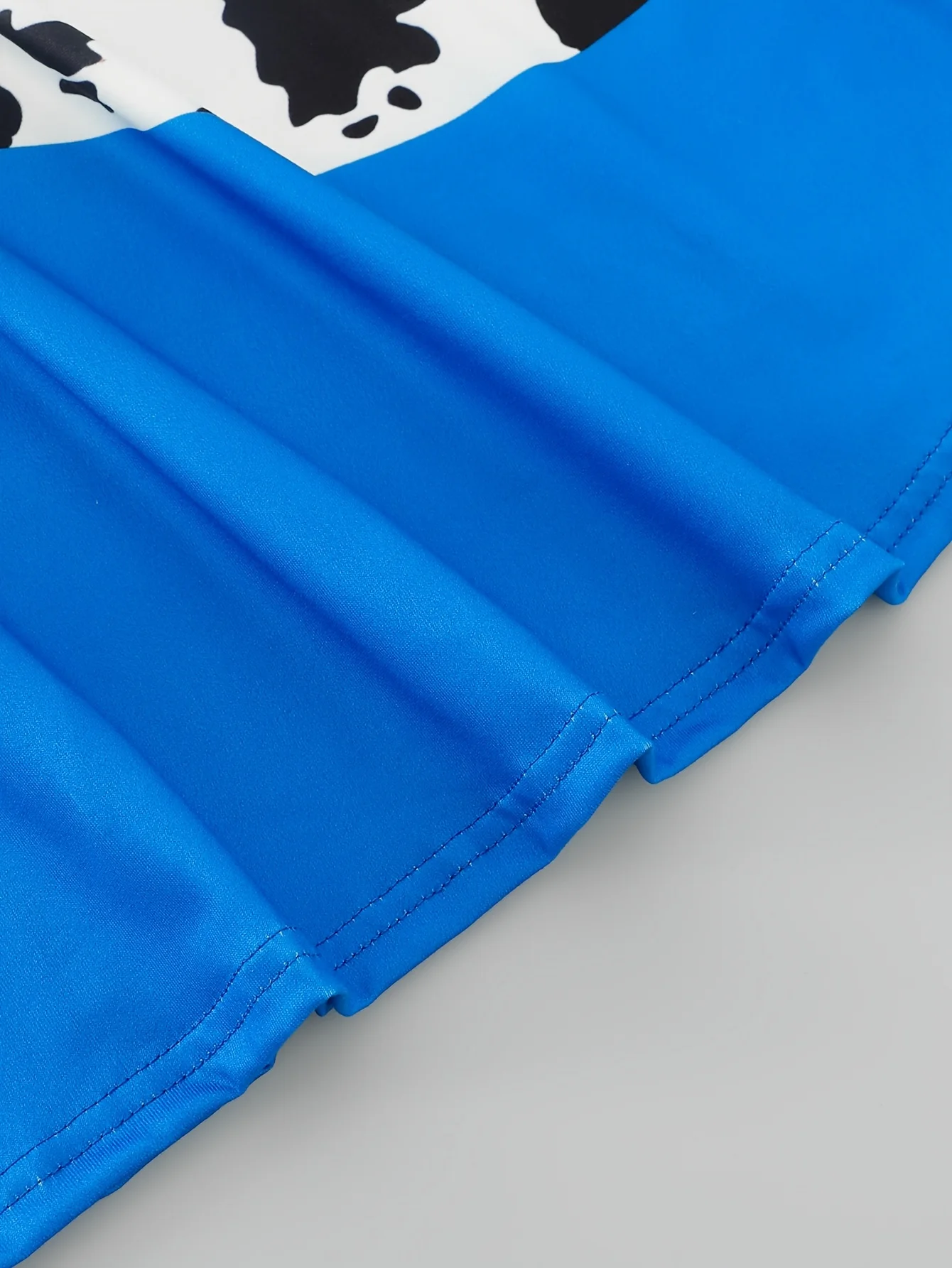Sommerkleid im Denim-Stil mit Aufdruck für Mädchen, Prinzessinnenkleid mit kleinen Flatterärmeln, perfekt für Urlaub, Bühne, Party und Alltag, geeignet für Mädchen im Alter von 3–10 Jahren – Detail 6