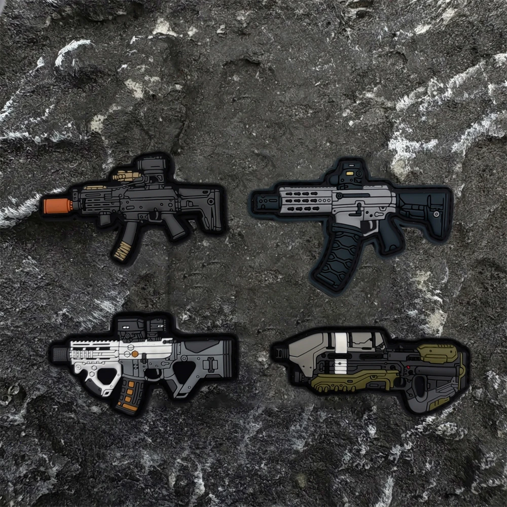 Un insignia de parche de PVC estampado con cierre de gancho y bucle en la parte posterior, adecuada para decorar bolsos, mochilas, chalecos y ropa.