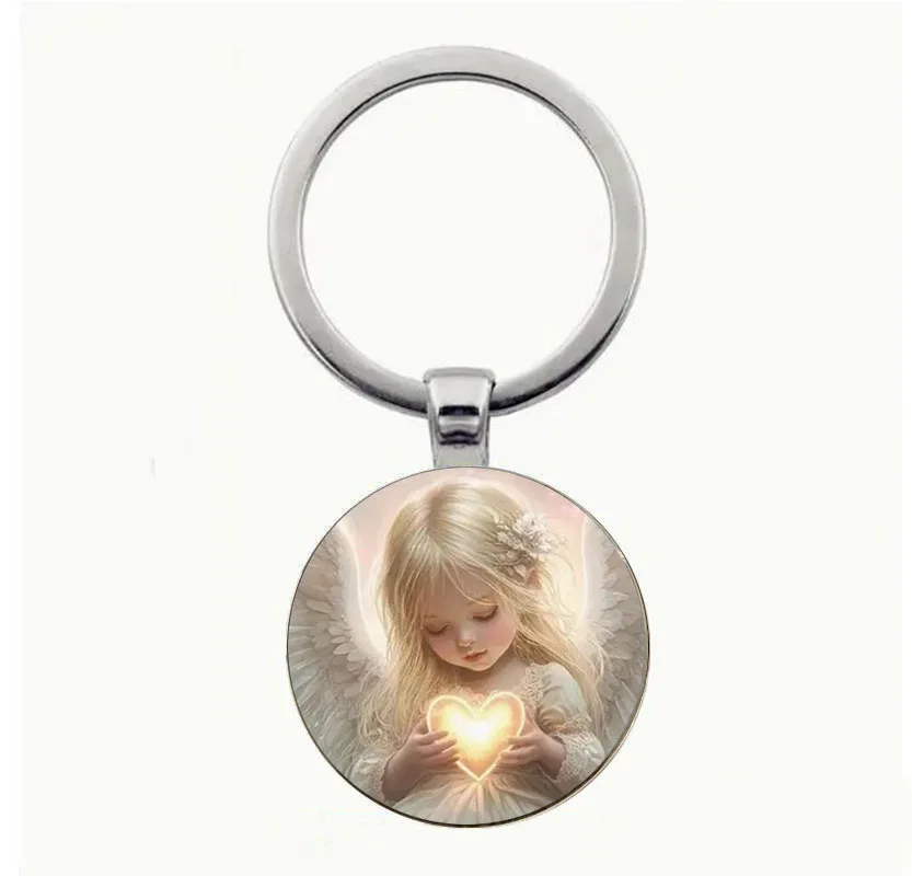

Charming Love Angel Keychain - Retro Zinc Alloy, Angel Heart Holding Charm, Suitable for Family and Friends, Perfect Birthday or