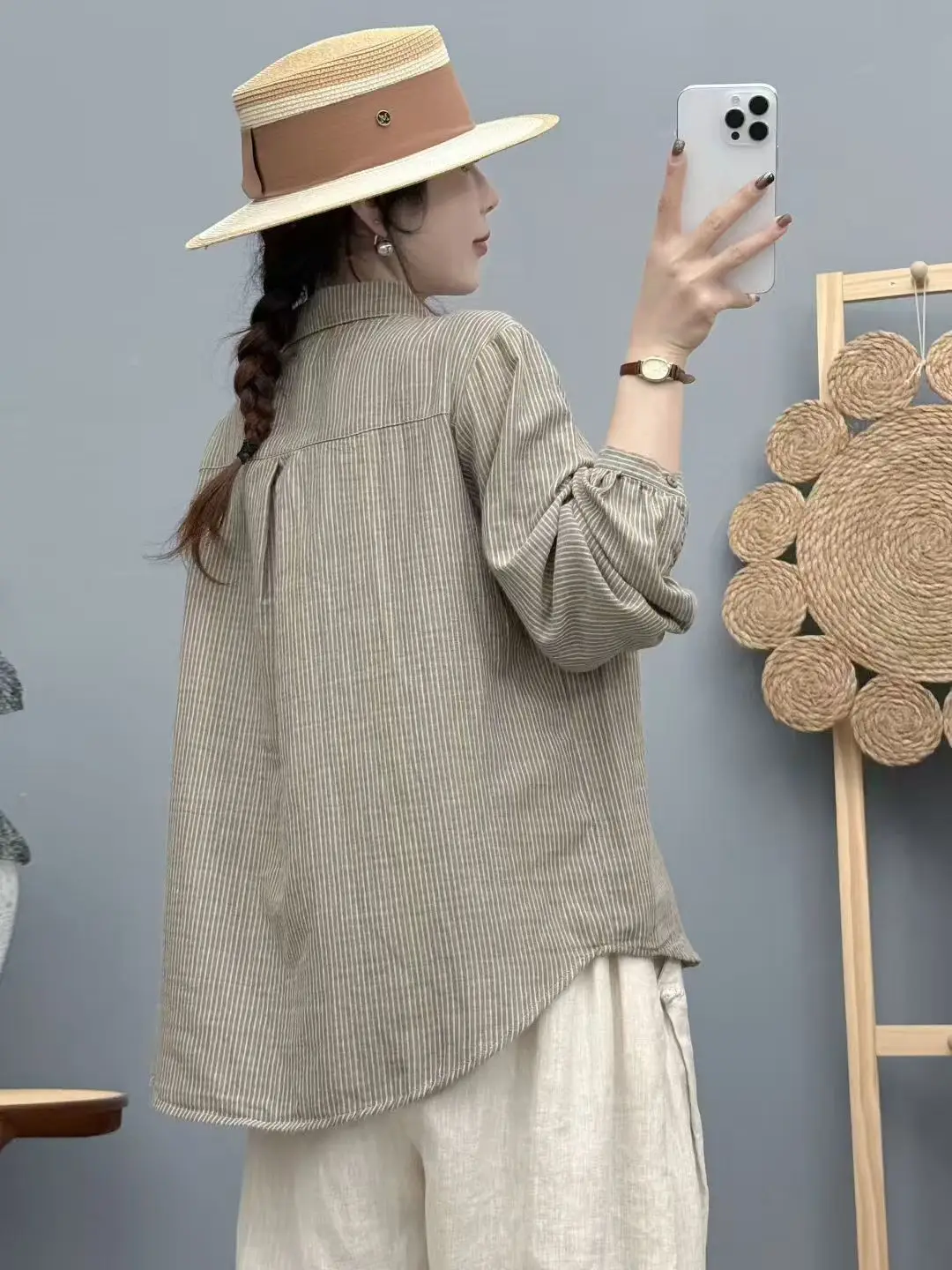 جديد 2025 الخريف غزل القطن قميص طويل الأكمام ، المرأة التلبيب مخطط التطريز ، موري فتاة موضة OL لطيف بلوزة فضفاضة T58050CC