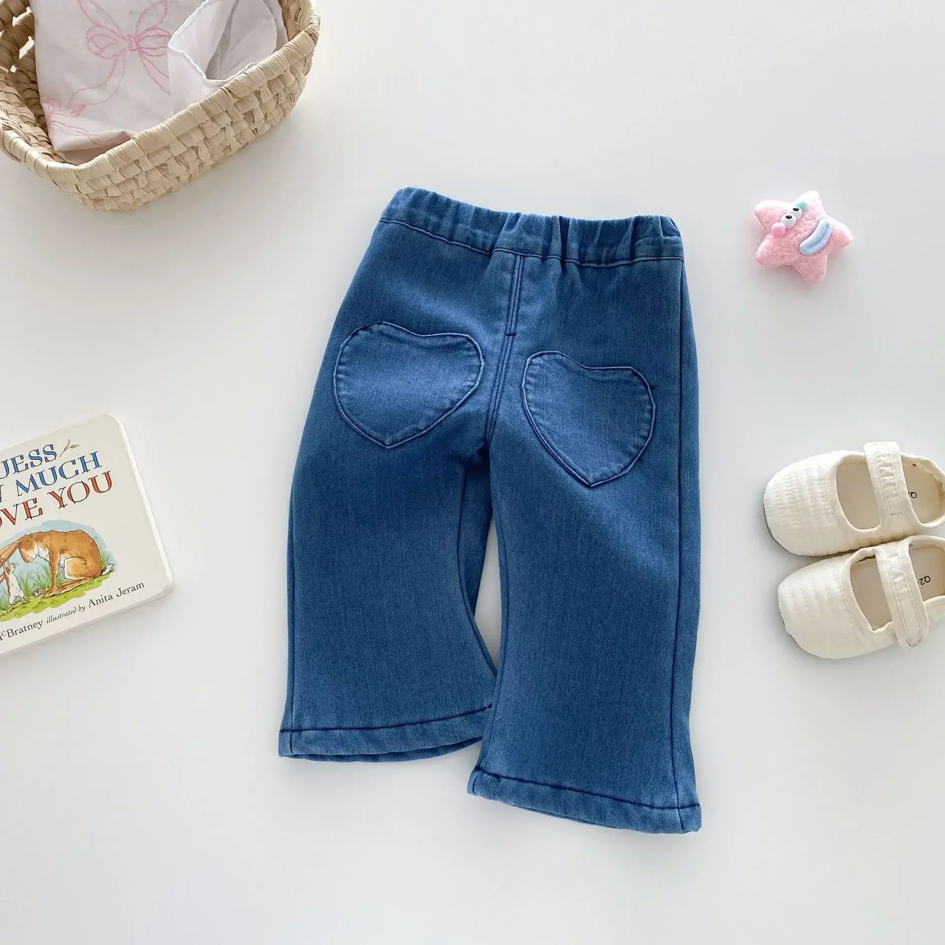 2024 New Girls Jeans 0-5Y Autumn Winter Fleece Lining Bell Bottoms Children's Baby Solid Denim Trousers Kid's Love Pocket Pants