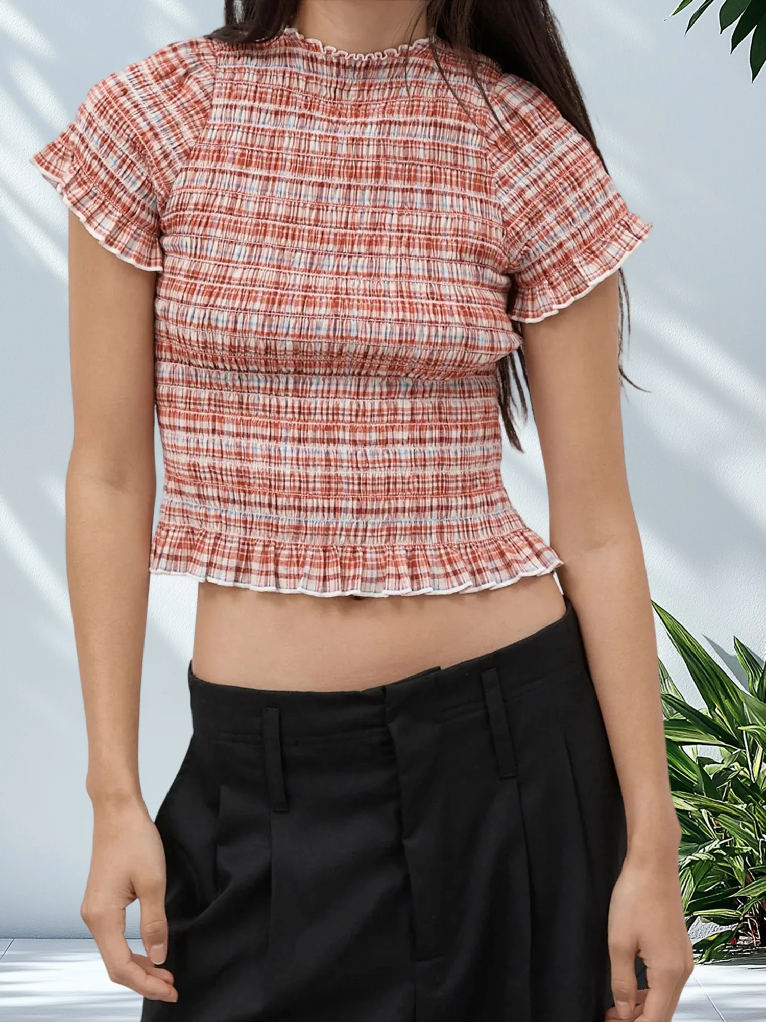 Geruite blouse met ruches, nephals en korte mouwen, fit crop top voor dames, casual streetwear voor de zomer