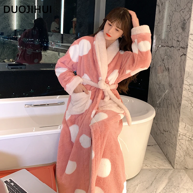 DUOJIHUI Loose Simple Casual Winter Flannel Sleepwear Female Spell Color Basic V-neck Chic Cardigan Thick Warm Women's Nightwear