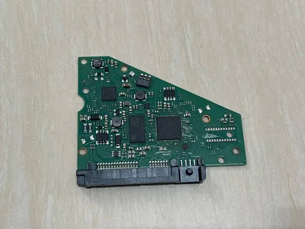 Second hand HDD PCB FOR Seagate Logic Board / 100815597 REV D/A/F REV G 3035 B /4TB , 6TB , 8TB SATA  Tested good