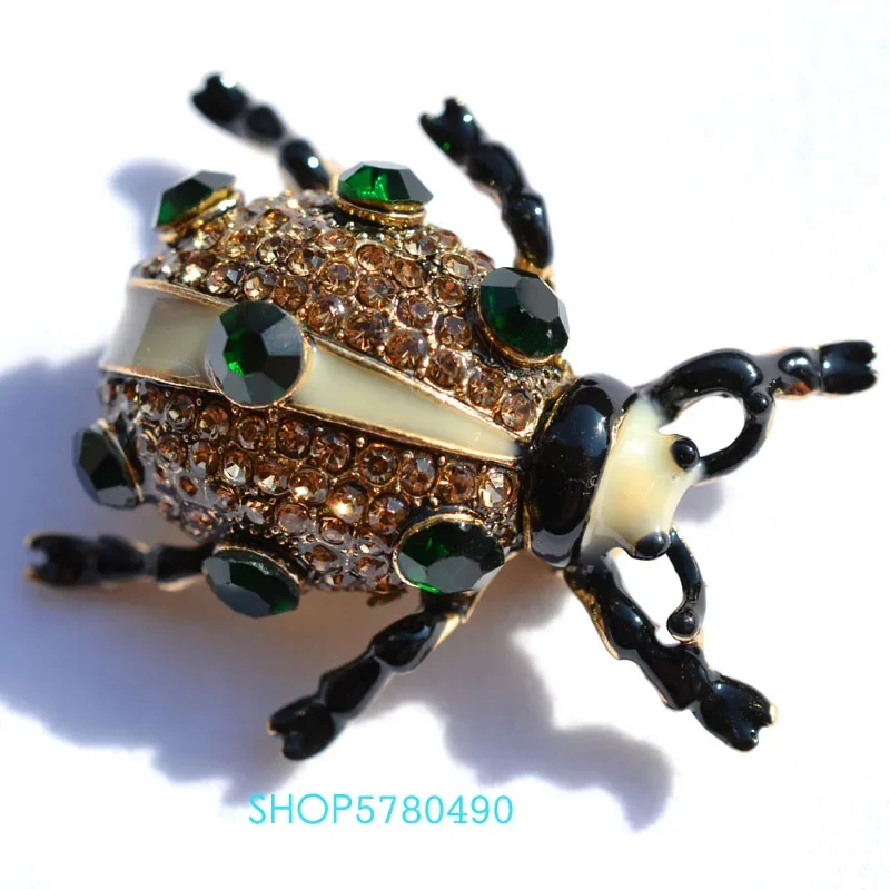 Decorative Rhinestone Ladybird Cute Brooch Gold Color Women Painted Insect Pin Lady Gifts Corsage Coat Ornaments Fashion Jewelry