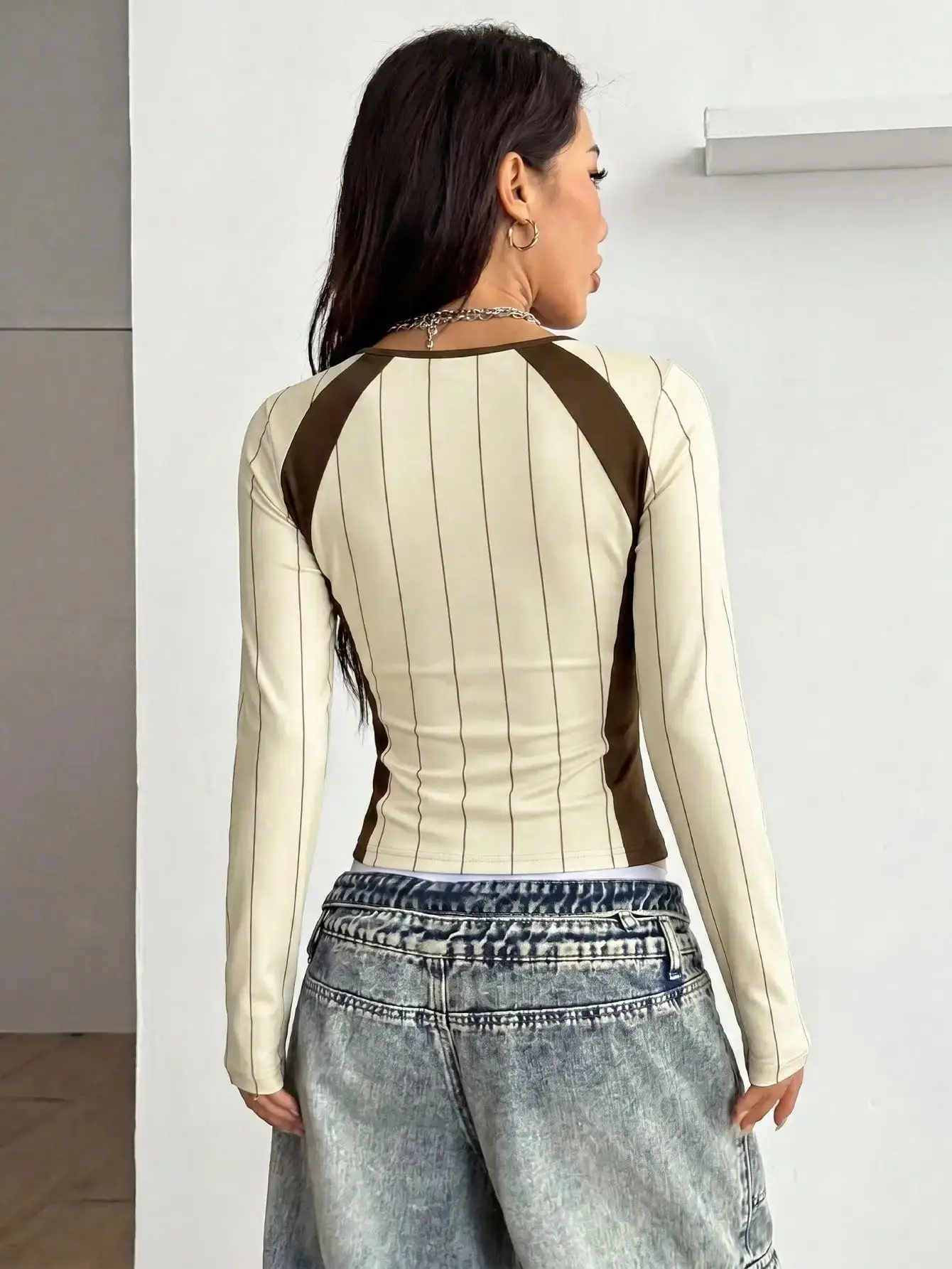 2026 Casual Sporty Women's Boston Pony Graphic Print Long-Sleeve T-Shirt Retro Sportswear City Break Party Carnival Fashion Tees view 3