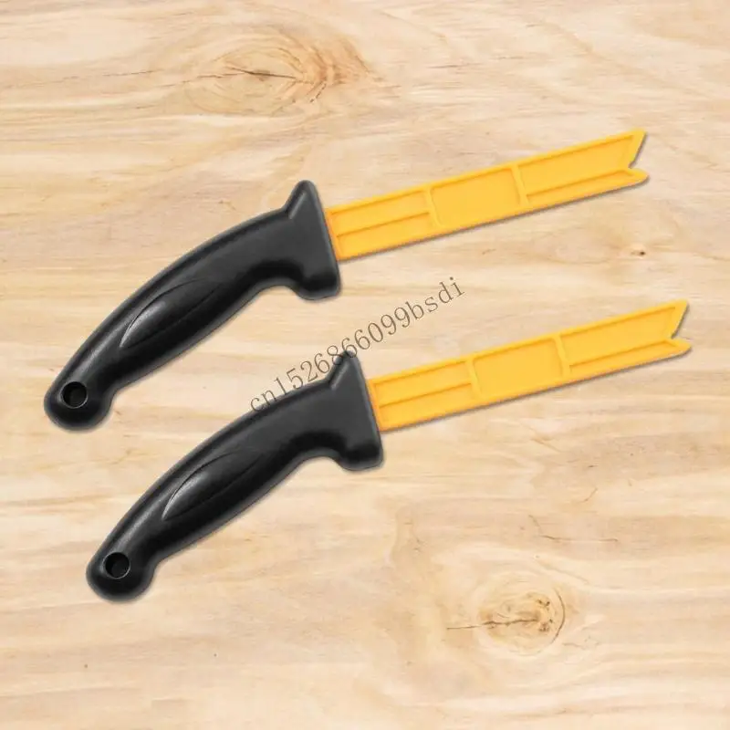 

11UA 1/2Pcs Push Safety Woodworking Push Magnet Woodworking Push AntiSlip Sawing Hand Operated Tool