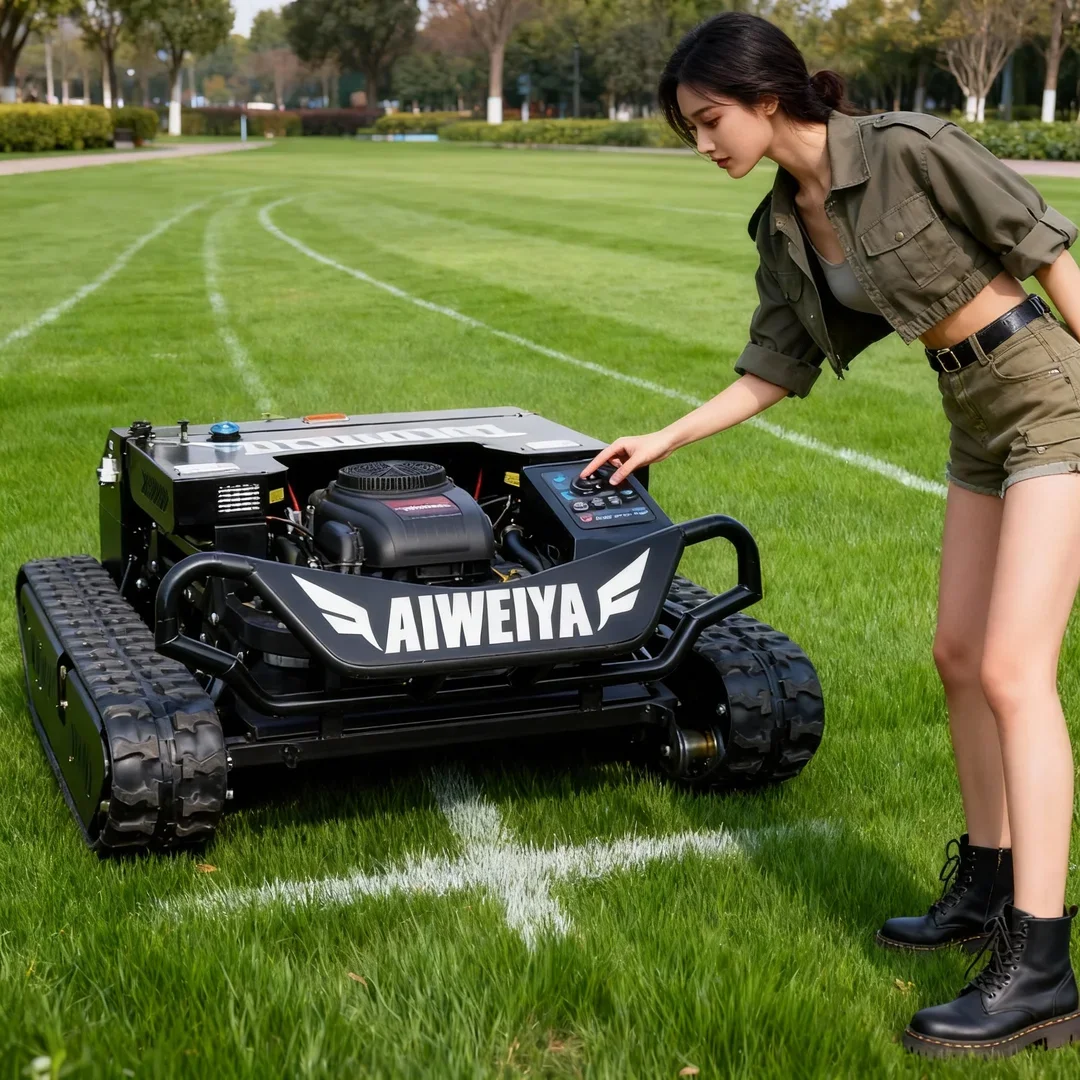 

Customized Remote Control Lawn Mower Tank High Horsepower Engine Online Beauty Customer Service Support CE/EPA Certified
