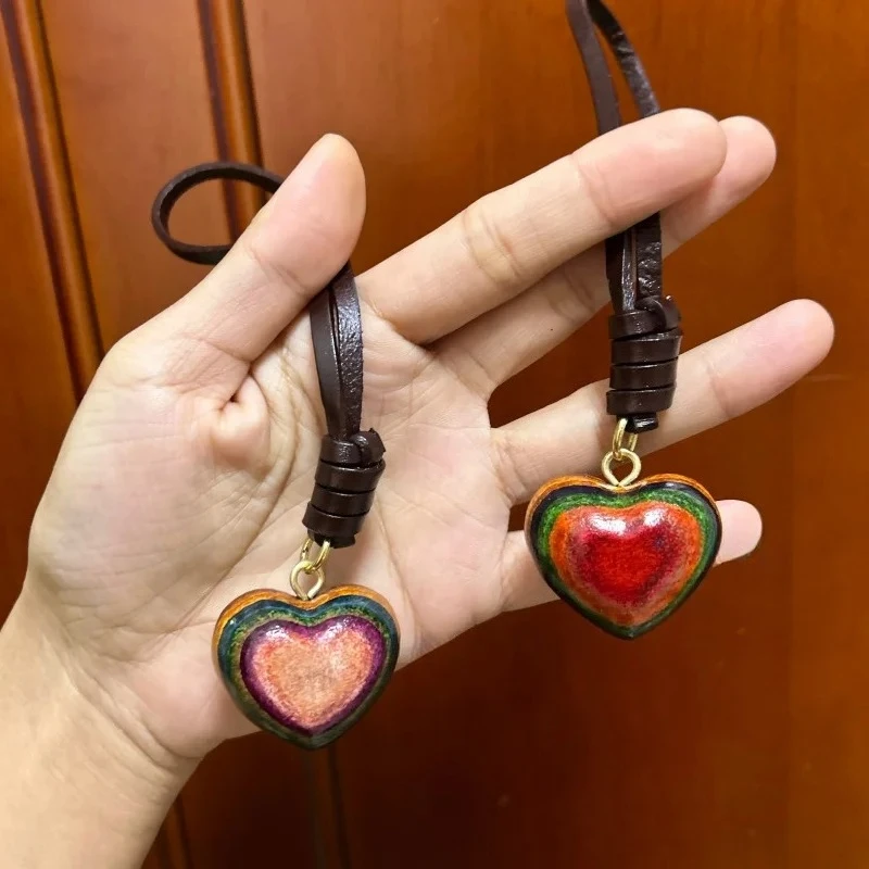 

Extra Thick Handmade Polished Genuine Leather Heart Cowhide Moon Sweater Chain Car Rearview Mirror Heart Pendant Moon Hanging De