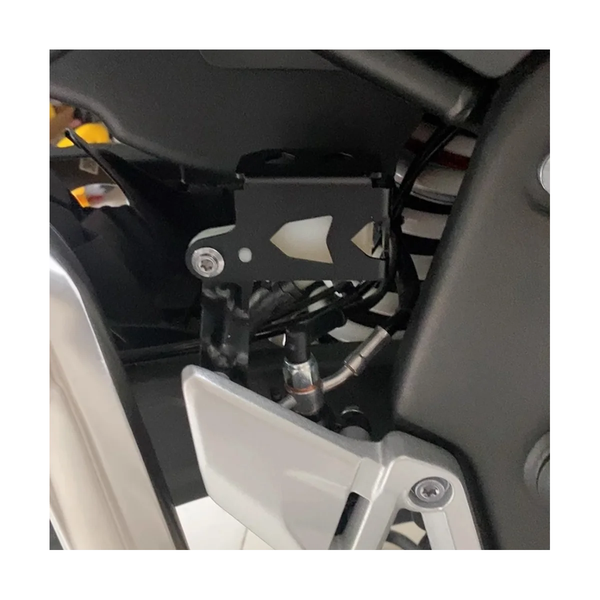 

Компактная задняя защита бачка тормозной жидкости, защитная крышка для VOGE Valico 525DSX DSX 525 DS525X DSX 525 DSX