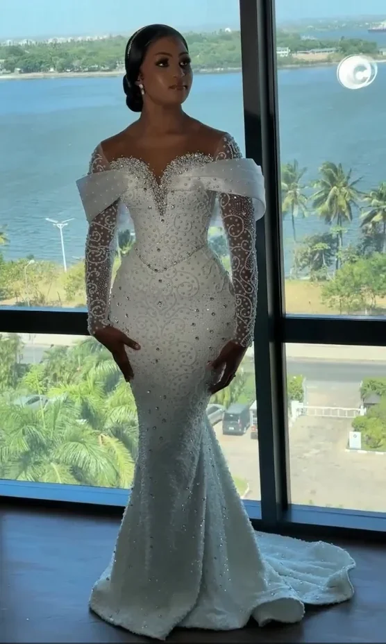 Customized Luxury Off the Shoulder Mermaid Pearls Bridal Gown Beading Crystal Long Sleeves Detachable Train 2026 Wedding Dresses
