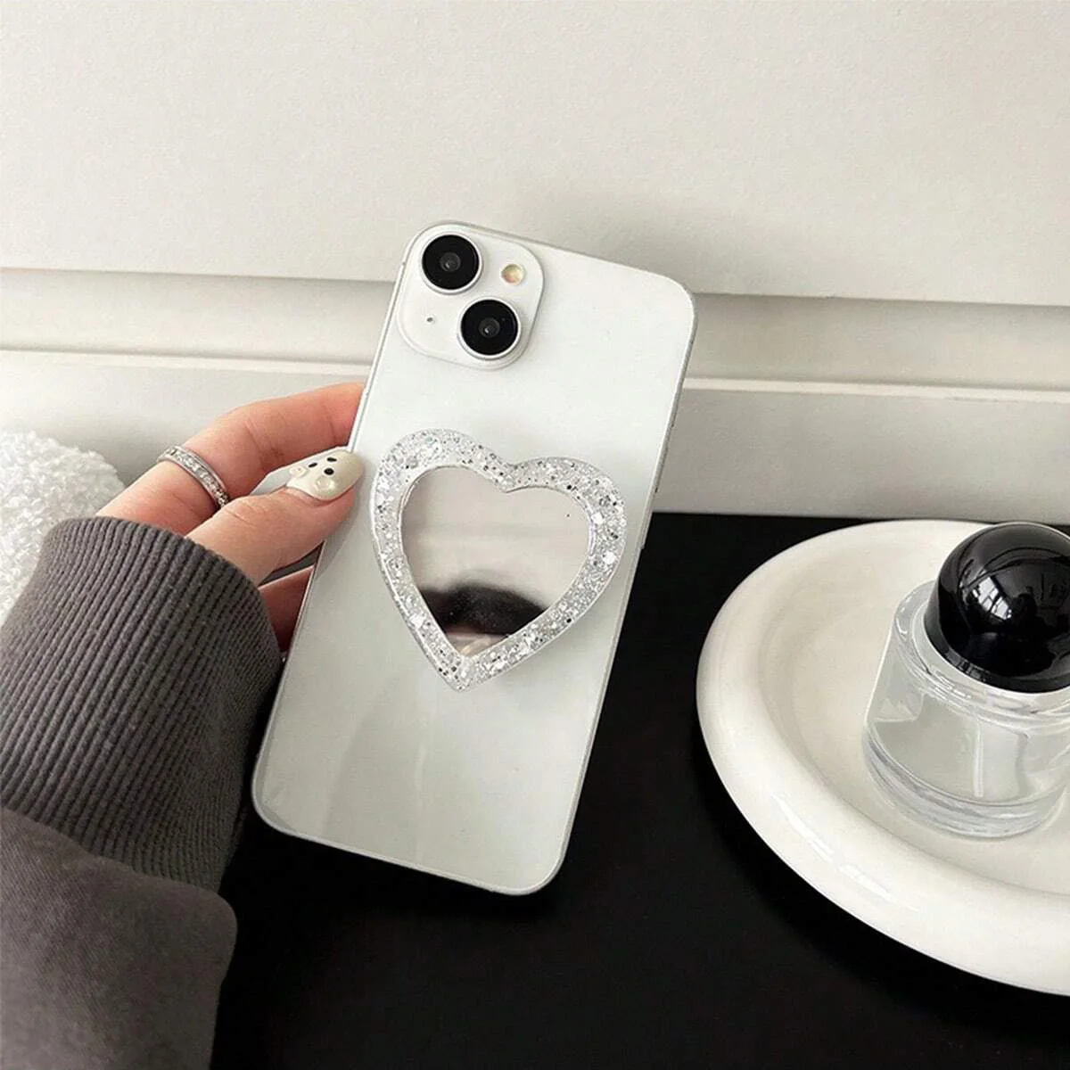 Heart-Shaped Mobile Phone Magnetic Airbag Holder Glitter Sequin Heart-Shaped Portable Makeup Mirror Magnetic Desktop Holder