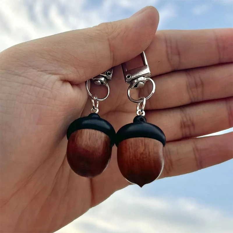 Creative Acorn Keychain for Car Keys, Cute Simulation Nut Bag Pendant for Backpack Purse Decoration, Unique Gift for Women Men
