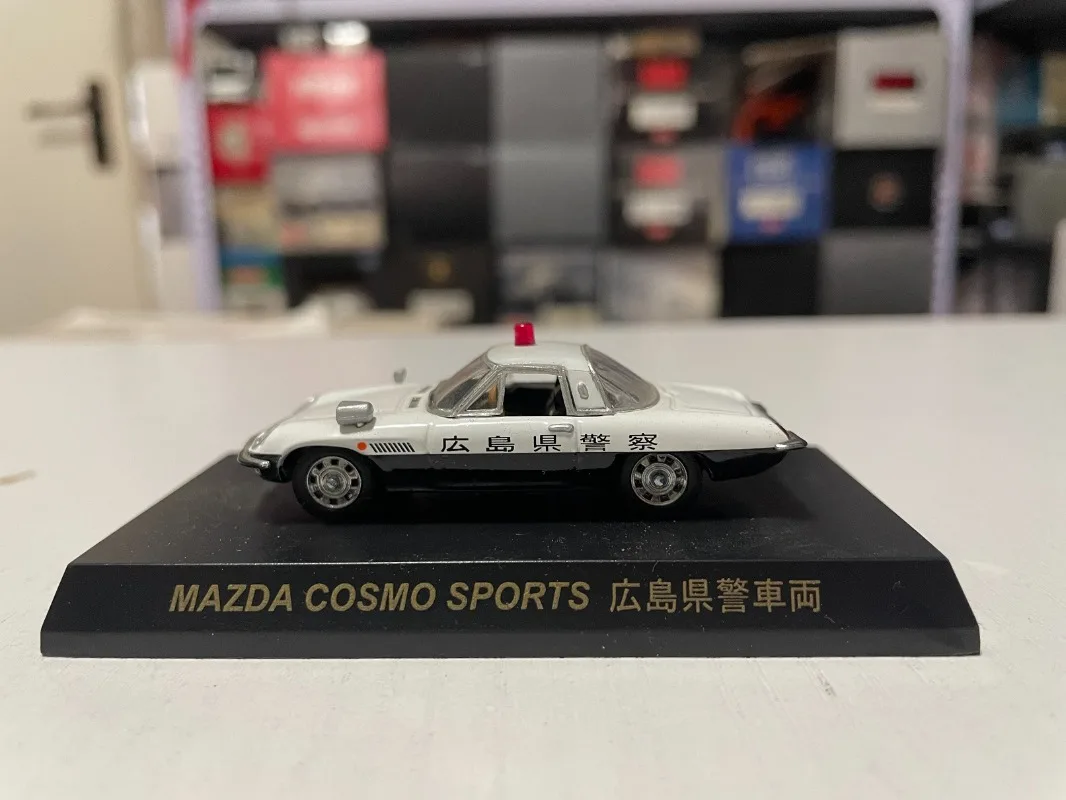 KYOSHO Diecast 1/64 Bilancia Mazda Cosmo Hiroshima Prefectoriale Auto Della Polizia In Lega Modello di Auto Giocattoli per I Ragazzi Regalo