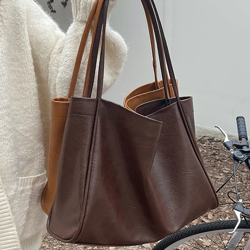 

Large Capacity Bag for Women 2024 New Casual Texture Soft Leather Commuter Bag Fashion Shoulder Bag Tote Bag