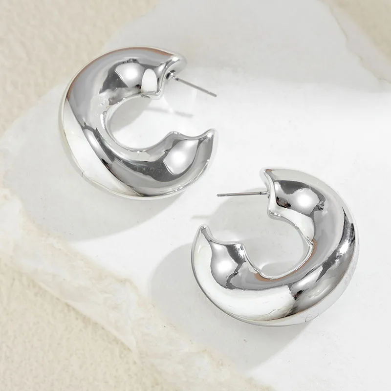 Fashion C Shape Irregular Hoop Earrings Geometric Stud Earrings Ladies Girls Travel Wedding Accessories Jewelry Party Gift