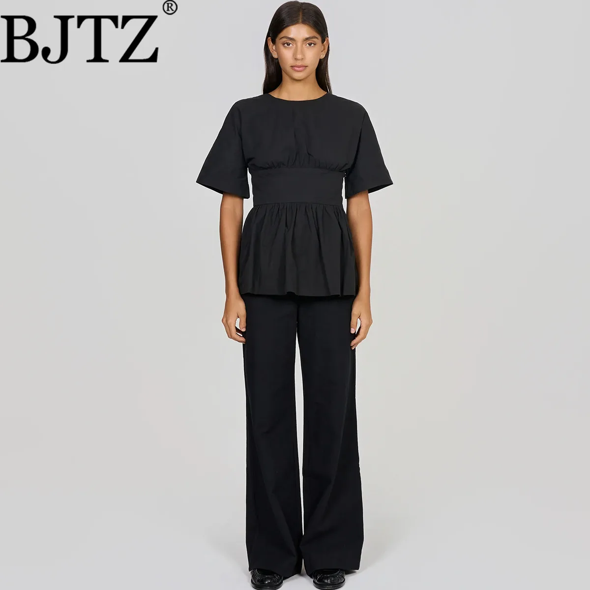 

BJTZ 2026 Summer Women's T-Shirt The Back Exposed Tied With Bow Short Sleeve Casual Beach Streetwear Loose Fit Wear For Ladies