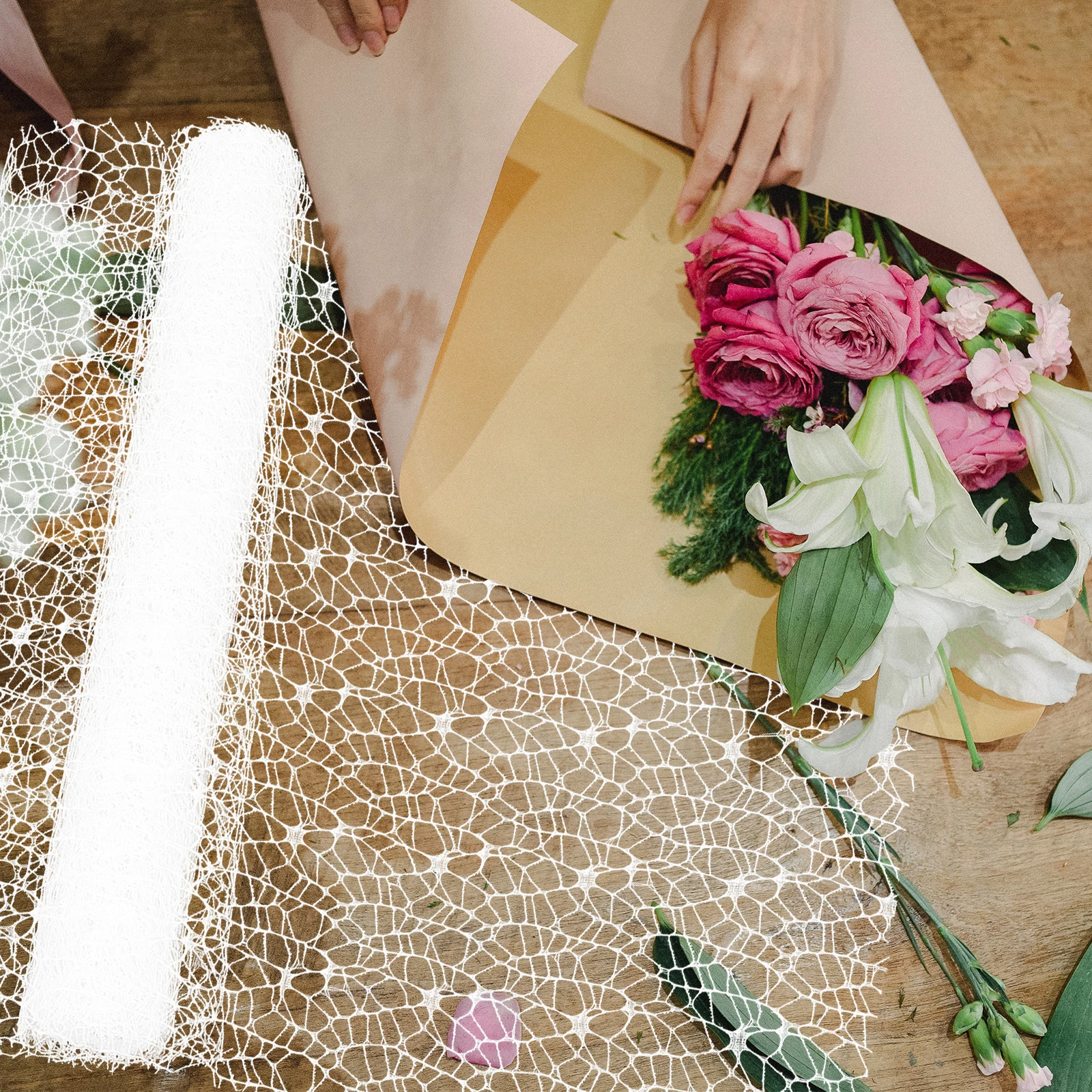

Premium Polyester Mesh Gauze for Flower Wrapping Bouquet Packaging Gift Baskets Wedding Holiday Decorations Florist Supplies