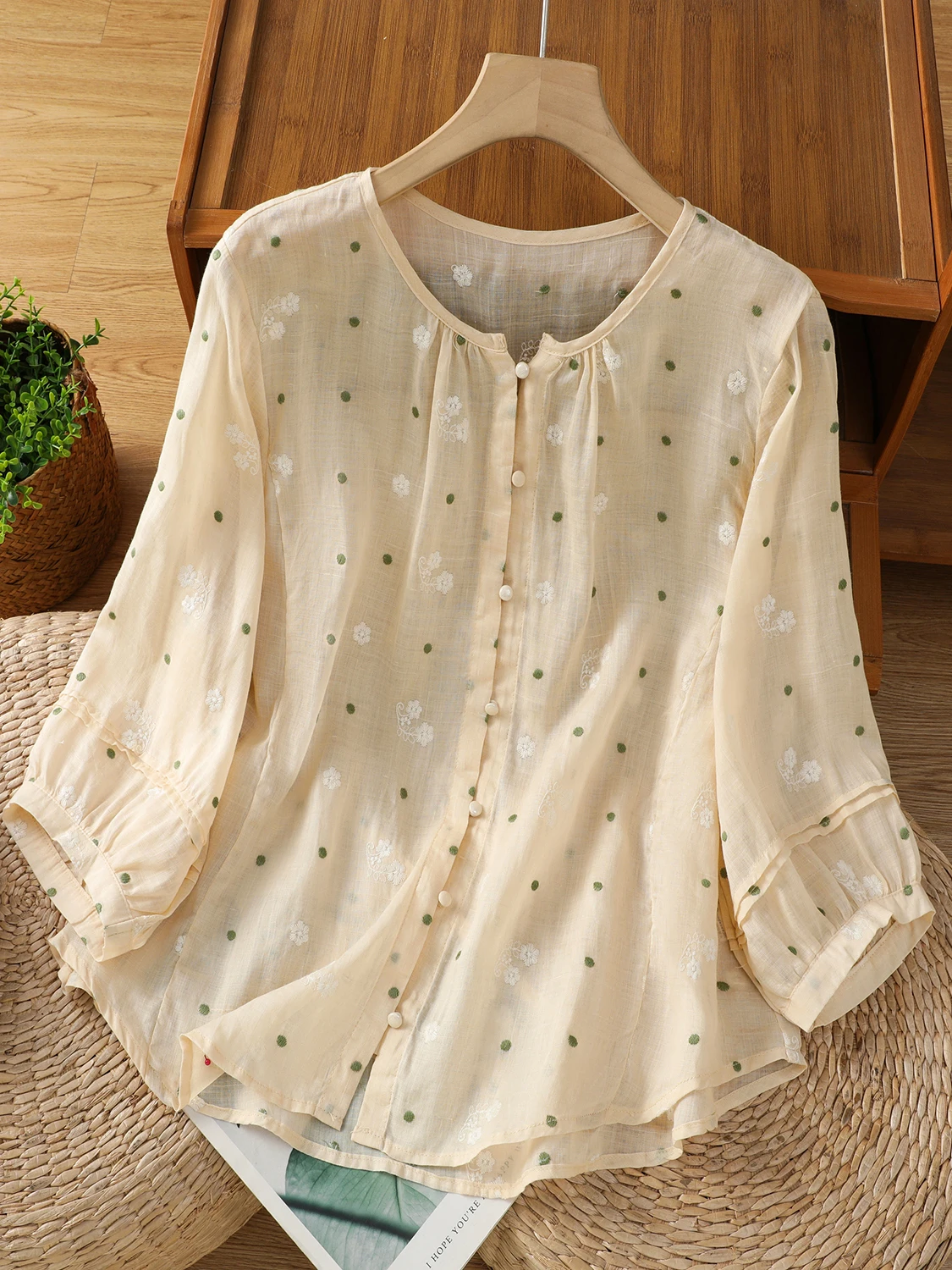 Rétro lourd brodé lin irt femmes été artistique ample minceur décontracté coton lin cinq-quarts Sve haut