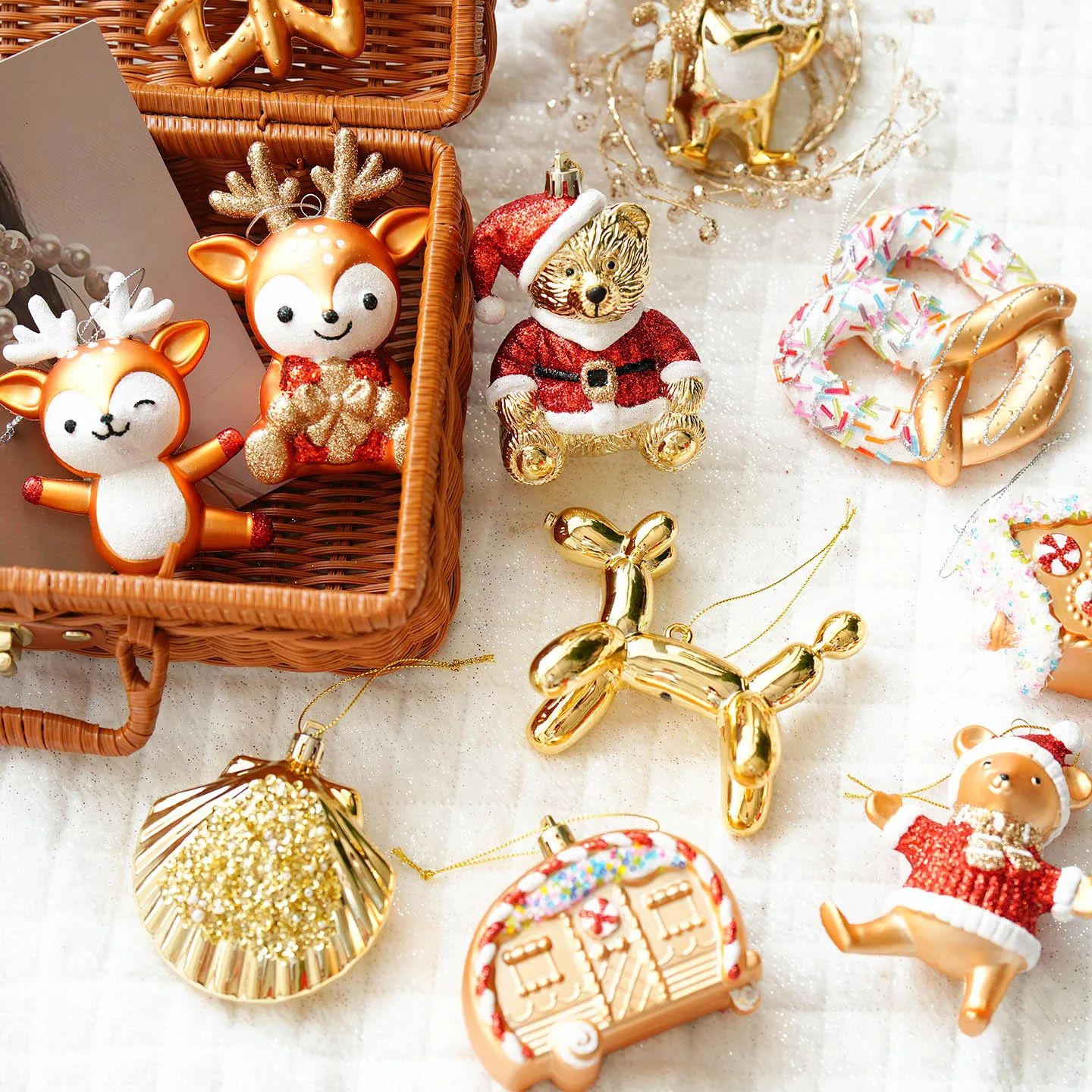 Christmas Atmosphere Balloon Dog Small Pendant Christmas Tree Snowflake House Pendant Small Ornament Wreath Accessory - view 2