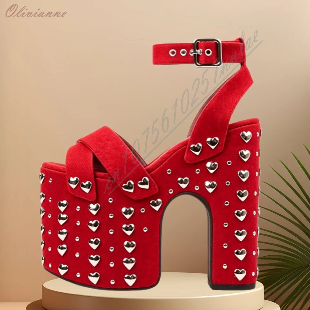 Rote Wildleder-Plateau-Sandalen mit Herz-Applikation, Streetwear, offene Zehenpartie, Knöchelriemen, klobiger Blockabsatz, Y2K Punk Sommer High Heels für heiße Girls