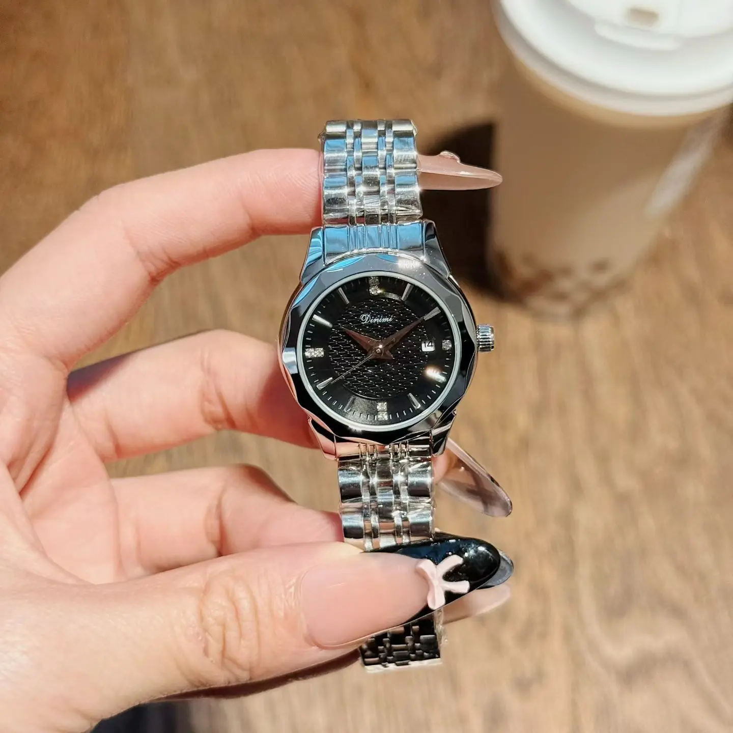 Новые парные часы с кварцевым механизмом и стальным ремешкомUnisexВысококачественные, стильный дизайн, идеально подходят для пар, аксессуары для часов.