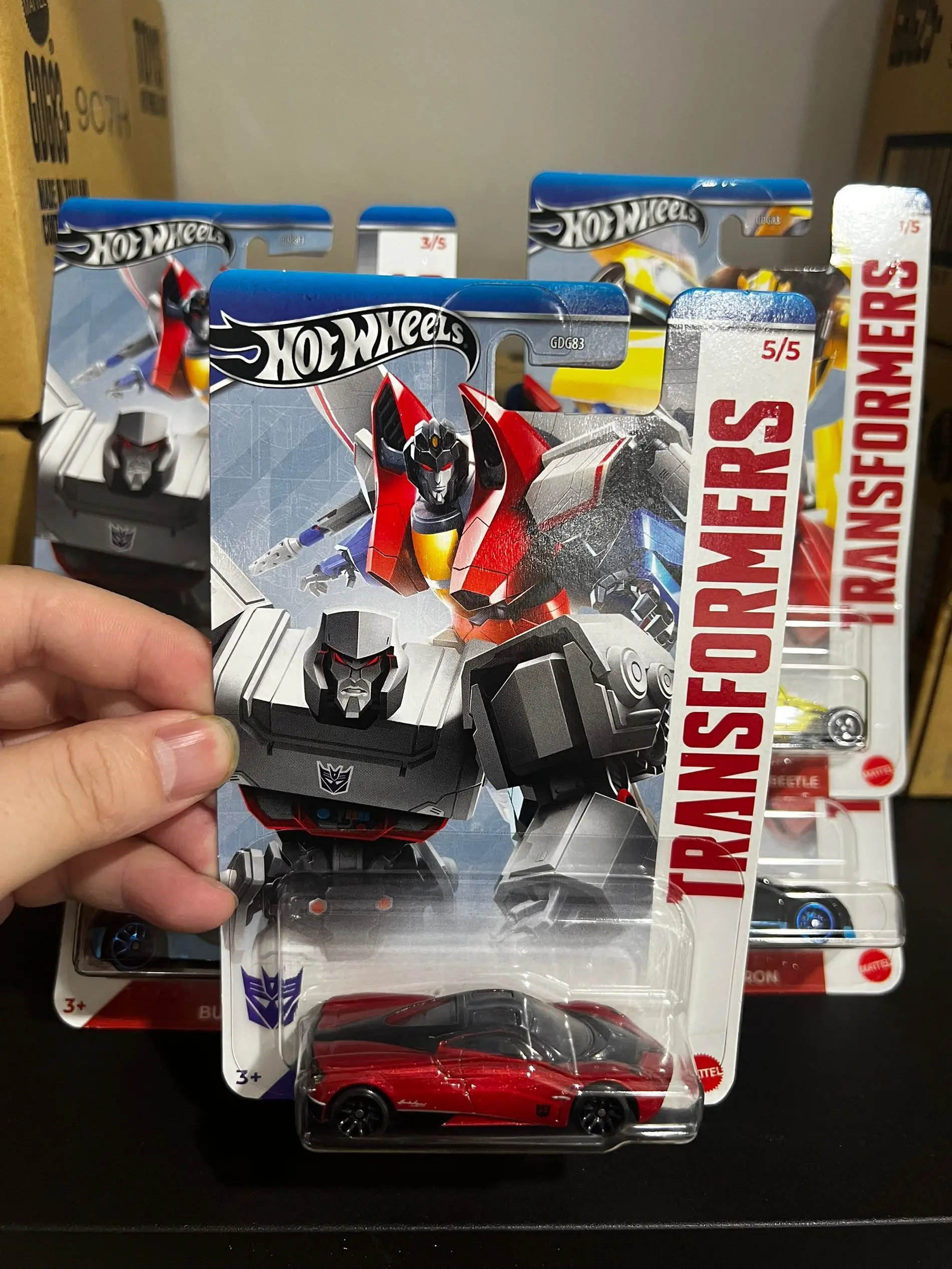 Nouvelles roues transformateurs Gdg83 Bumblebee personnalisé Volkswagen Ford Mustang Pagani Bugatti Veyron1/64 Kong moulé sous pression modèle de voiture cadeaux