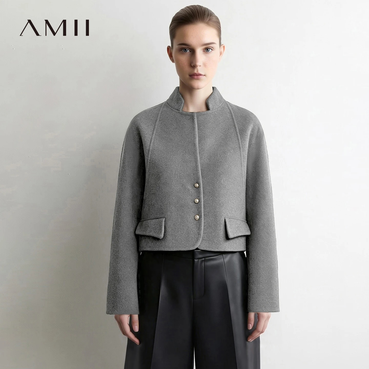 Amii Women's Stand Collar Short Double-Faced Wool Jacket Relaxed Fit Minimalist Winter Commuter 2026 New Arrival 12644013