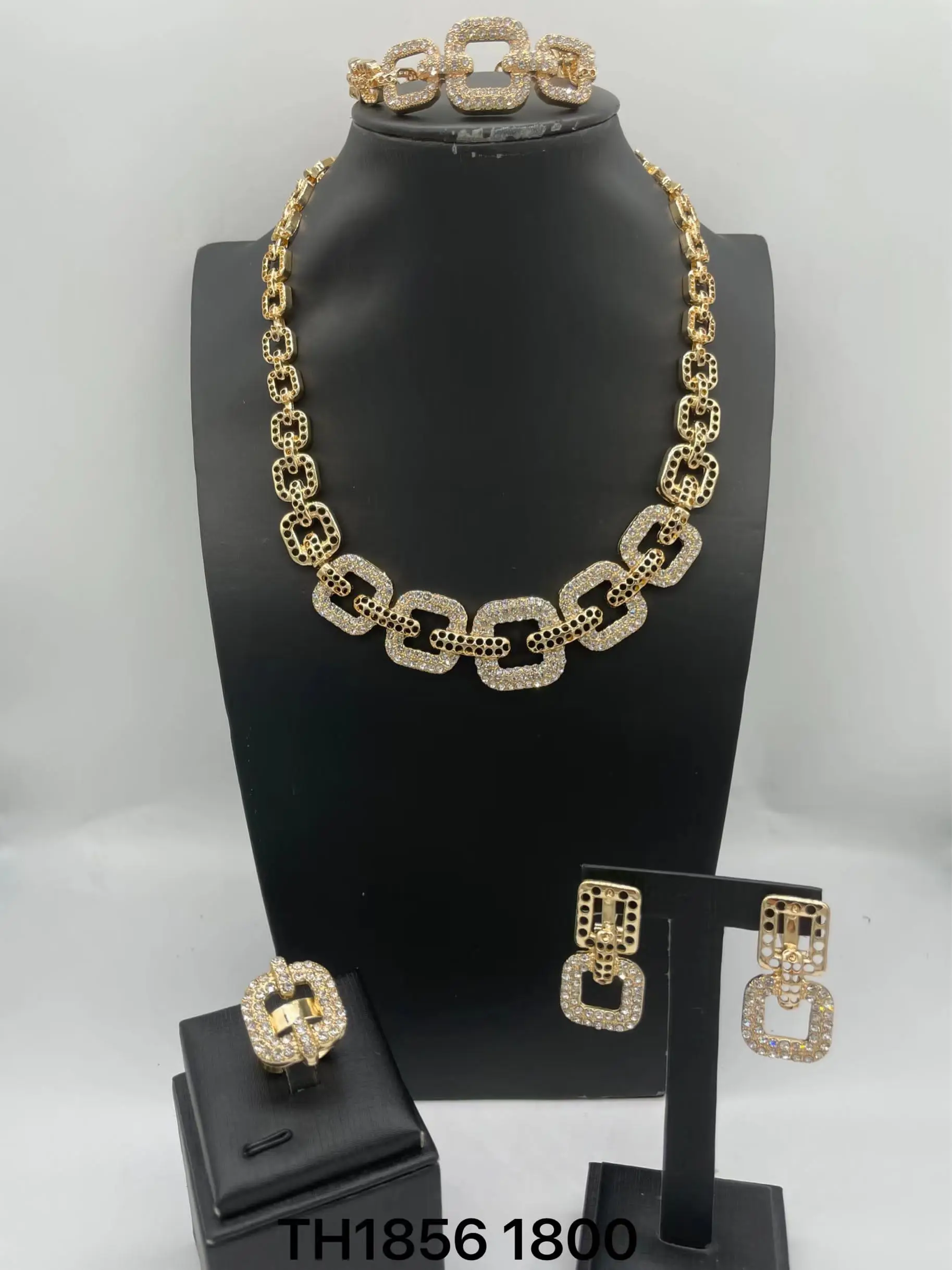

Elegant Unique Women Jewelry Set Dubai 18K Gold Plate Beads Necklace Bracelet Earring Ring For Bridal Wedding Gift 2026 New